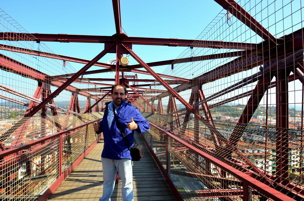 En la pasarela del Puente de Vizcaya (Portugalete y Getxo)