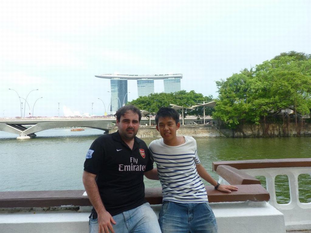 Con un amigo, Jiun, en Singapore