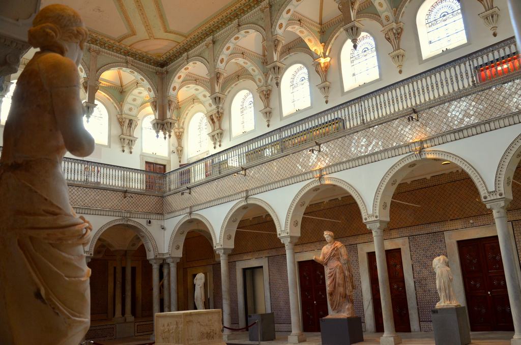 Patio de uno de los palacios del Bardo
